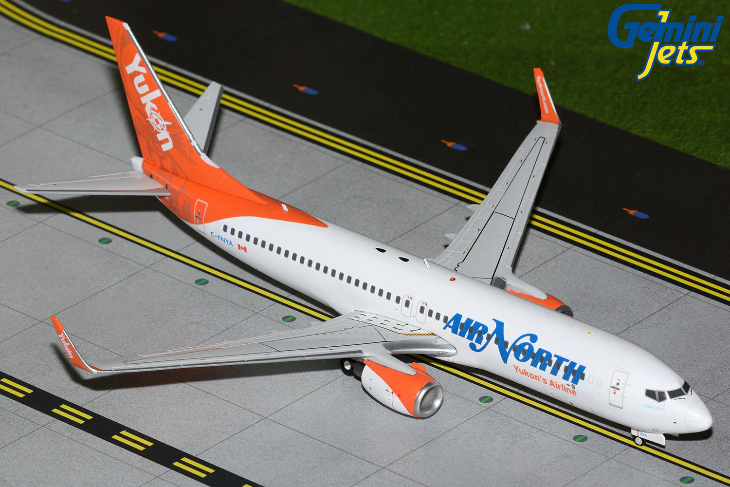 Gemini200 Air North Boeing 737-800 C-FNYA