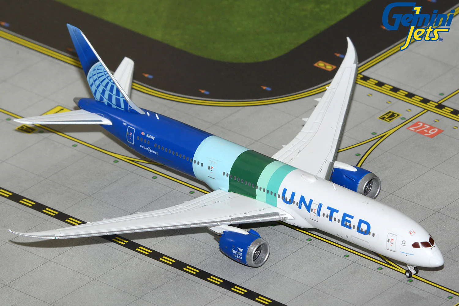 GeminiJets 1:400 United Airlines Boeing 787-9 Dreamliner "The Future is SAF" N24988